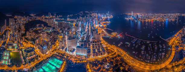 Naklejka premium Aerial view of Hong Kong Cityscape at night