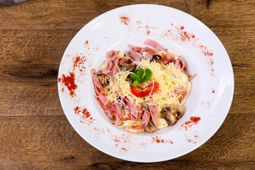Pasta with ham