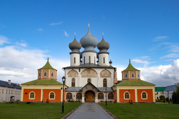 Fototapeta na wymiar Church in the town of Tikhvin