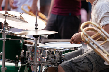 Batteria: esibizione in strada. Particolare