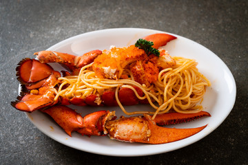 lobster spaghetti with shrimp egg