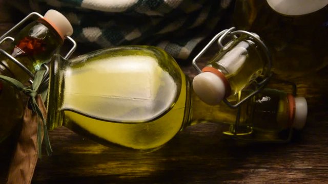 Olio di oliva aceite de oliva Olivenöl Olive oil #aceitedeoliva olijfolie #oliodioliva ft71090118 #oliveoil