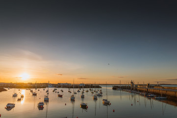 Fototapeta premium sunset above the harbour