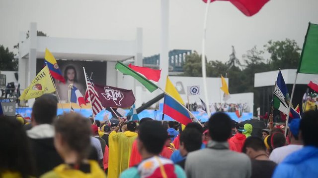 Thousands of people gathered on the field to listen Pope Francesco - Krakow 2016