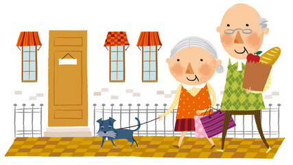 Elderly couple arriving home from shopping