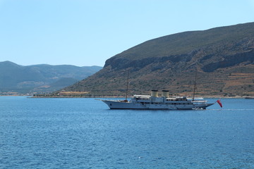 Obraz premium Vintage yacht in the Mediterranean sea, near Monemvasia, Peloponnese, Greece
