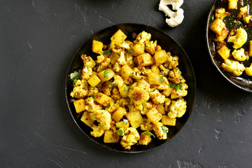 Indian style cauliflower with potatoes