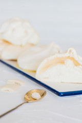 French vanilla meringue cookies