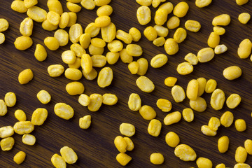 peeled mung beans on wooden table.top view
