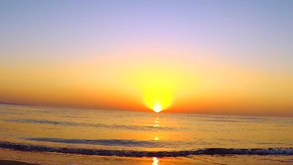 One Minute Time Lapse to catcher the early morning rising Sun, set of  5 clips to watch how quickly the Sun rises over the Ocean