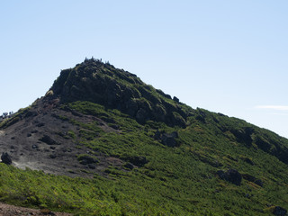 Fototapeta na wymiar 鉄山から見た安達太良山山頂