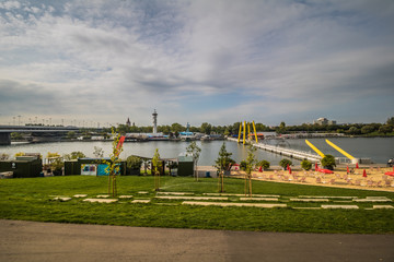 Der neue Copa Beach an der Neuen Donau im Sommer, in Wien, Österreich