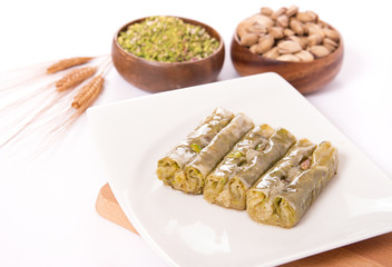 princess baklava with pistachio