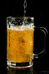 Sparkling and alcoholic beer
