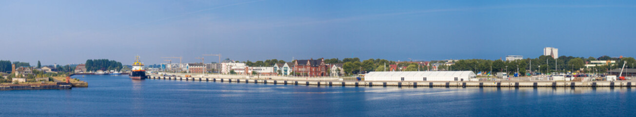 Hafeneinfahrt Rostock Warnemünde