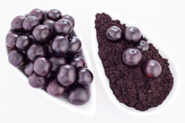 Acai berry and powder - Euterpe oleracea