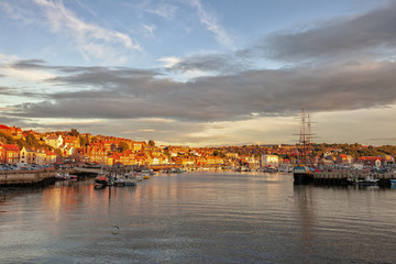 Fototapeta na wymiar view of Whitby Harbour at sunset
