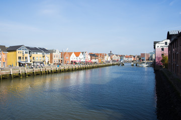 Hafen Husum, bunte Gebäude