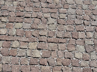 Verlegung von Kleinpflaster aus Naturstein.