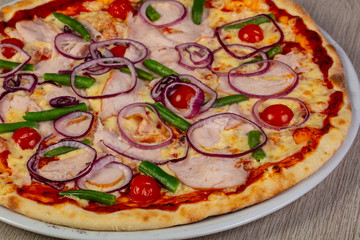 Pizza with ham