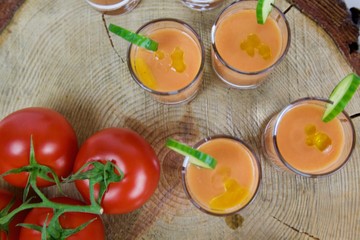Gazpacho Andaluz : this is a vegan raw soup typical from spain