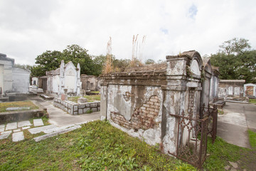 Fototapeta na wymiar New Orleans cemetery