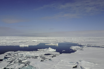 Obraz premium Aerial view over the ice floe edge, Lancaster Sound, northern Baffin Island, Canadian Arctic.