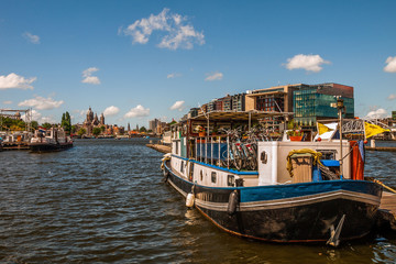 Obraz premium Amsterdam Harbor