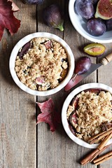 Figs and prunes oatmeal crumble. Overhead view