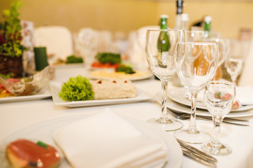 Table setting for an event party or wedding reception. 