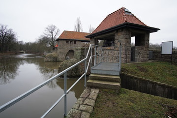 Fototapeta premium Wehr im Park
