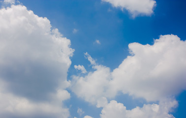 Obraz na płótnie Canvas sky blue white background