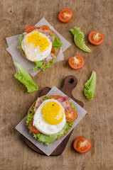 Traditional sandwich with fried bacon