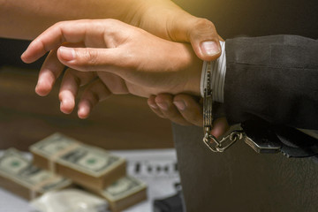Businessman arrested for fraud to the state