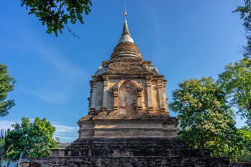 Fototapeta premium Wat Jet yod Old Buddhist Temple in Chiangmai, Thailand