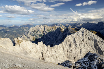 Hochgebirge im Abendlicht