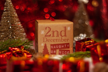 2. Dezember Geschenkbox Weihnachtskalender mit kleinen Geschenkboxen für Adventszeit