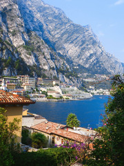 Fototapeta premium A beautiful view of Lake Garda (Italy) from an elevation