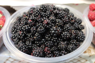 Closeup of backberries in bowl