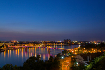 Fototapeta na wymiar City on the river at night