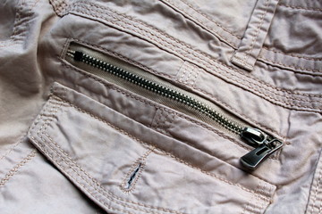 zipper on balonovy trousers