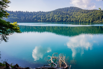 Fototapeta Le Lac Pavin en Auvergne obraz