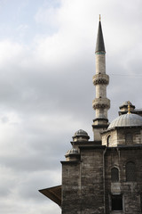 Fototapeta na wymiar minaret of mosque in istanbul
