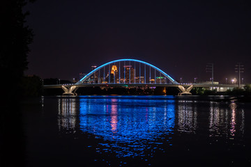 Obraz na płótnie Canvas Lowery Bridge River Night 11