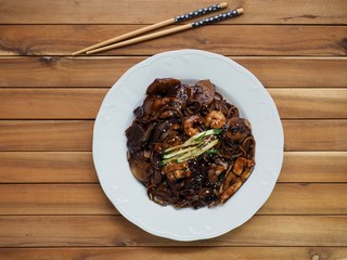 한국의 음식 해물 짜장면 