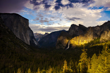 Skies start to clear just before sunset at Tunnel View in Yosemite National Park
