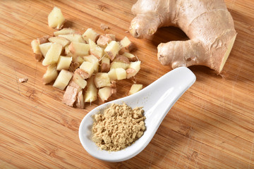 Powdered and fresh ginger
