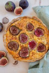 Herbstliche Quiche mit Feigen 