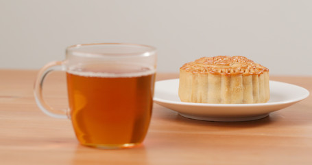 Moon cake and tea for mid autumn festival