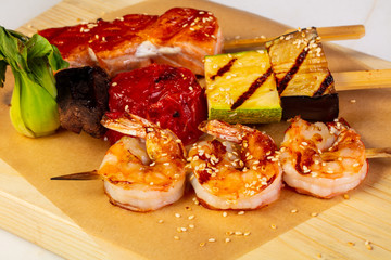 Salmon, shrimp and vegetables